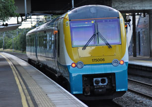 175006 Arriva Trains