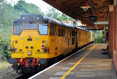 31285 &
9702
