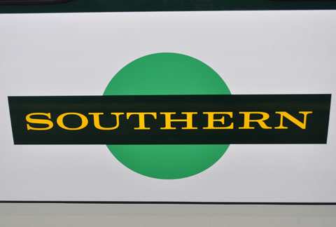 377 705 Southern
            Logo