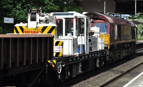 66070 with Track Machine