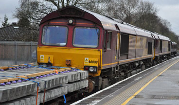 66144 & 66009
        Toton - Bescot