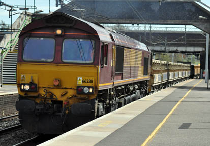 66238 & 66155 6R08 Watford -Bescot