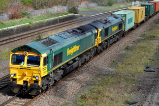 66556 & 66570
        Trafford Park - Southampton