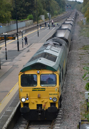 66565
            Freightliner Heavy Hall