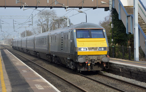 67017 Arrow, & 82301
            Chiltern Railways