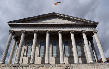 Birmingham
                Town Hall