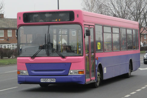 Bus
                    V895DNB