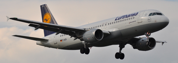 D-AIZK
                  Lufthansa