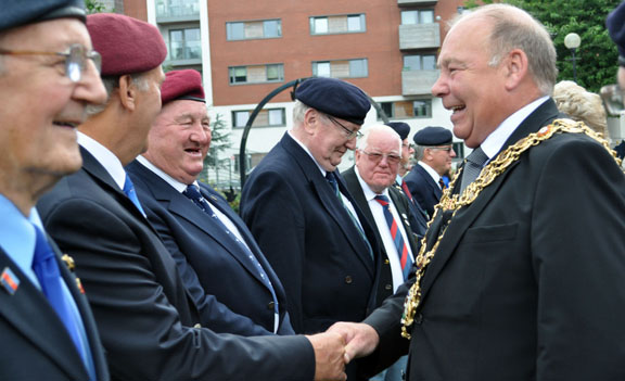 Lord Mayor meets the members