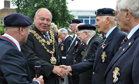 Lord Mayor Meets the Members