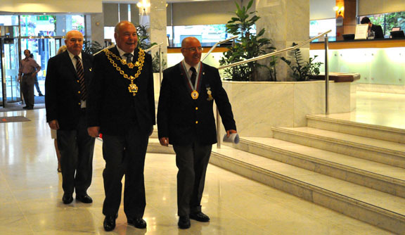 Lord Mayor & Lady Mayoress Join Members for Lunch