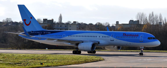 G-OOBH Thomson dreamliner