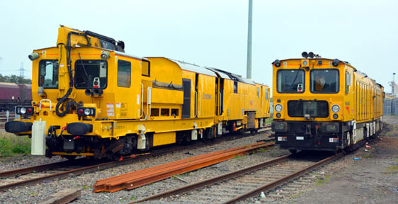 DR80208 &
            Rail grinder