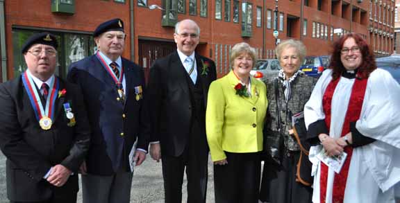 Deputy Lord
Mayor Councillor Len Gregory