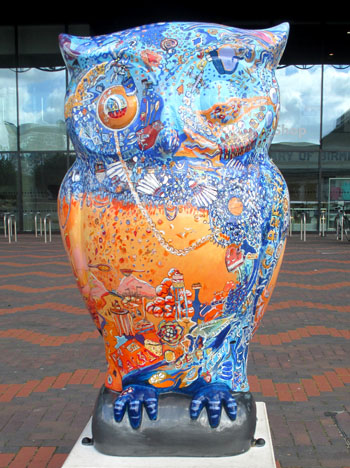 Owlbert, Centenary Square